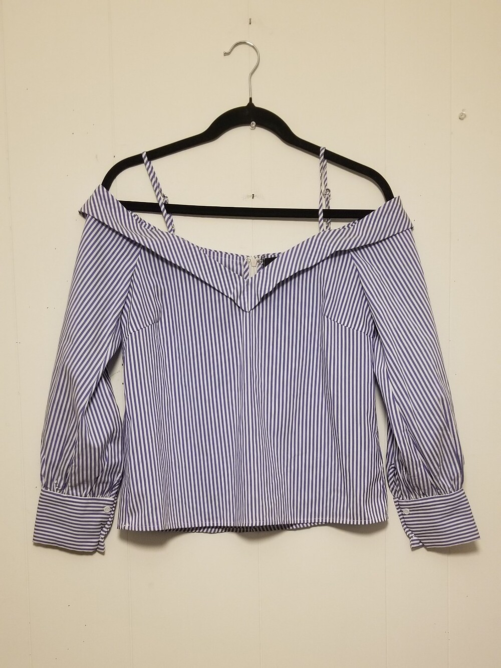 Striped Off-Shoulder Top in Blue and White Womens Size S